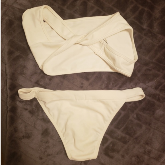 SHAY TODD White Bikini (BNWOT) - Picture 3 of 6